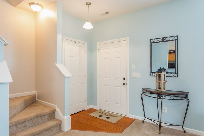 1530 Oxleymare Dr, Raleigh, NC 27610