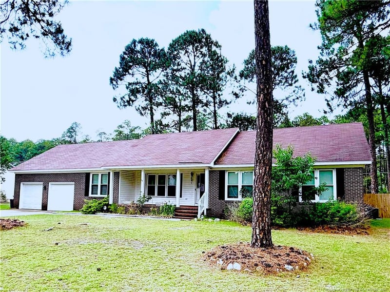 1530 Redbud Dr, Fayetteville, NC 28311