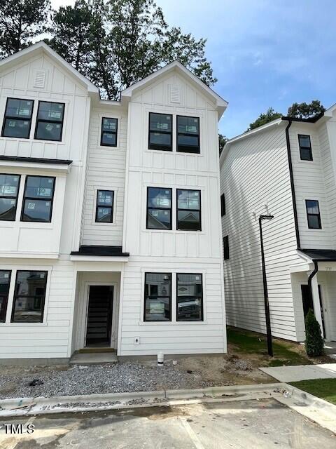 1533 Crescent Townes Way, Raleigh, NC 27604