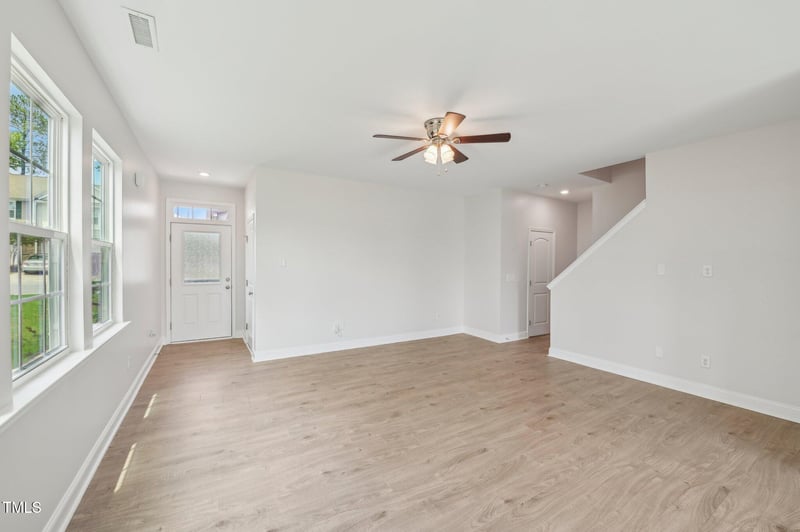 1534 Glenwater Dr, Cary, NC 27519