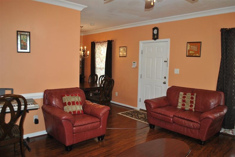 1534 Mark Massengill Dr, Raleigh, NC 27610