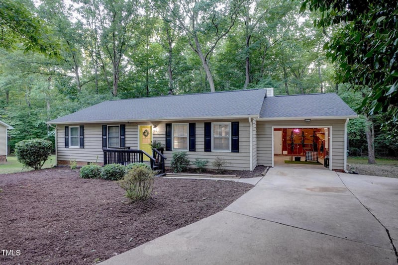 1536 Dirkson Ct, Cary, NC 27511
