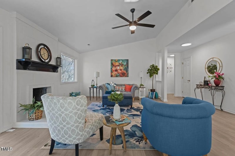 1536 Maybrook Dr, Raleigh, NC 27610