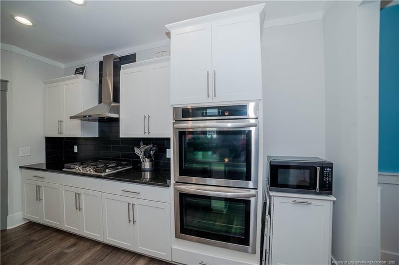 1537 Creekwood Rd, Hope Mills, NC 28348