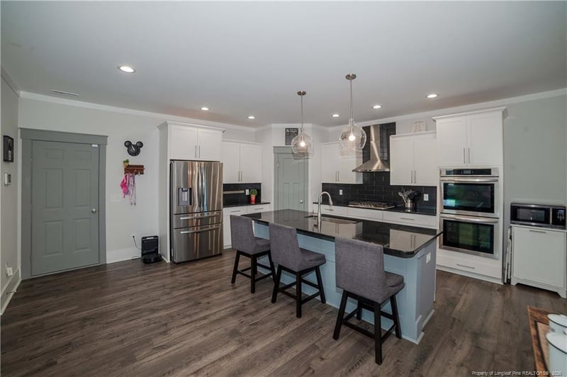 1537 Creekwood Rd, Hope Mills, NC 28348