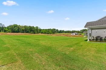 1537 Ivy Meadow Ln, Zebulon, NC 27597