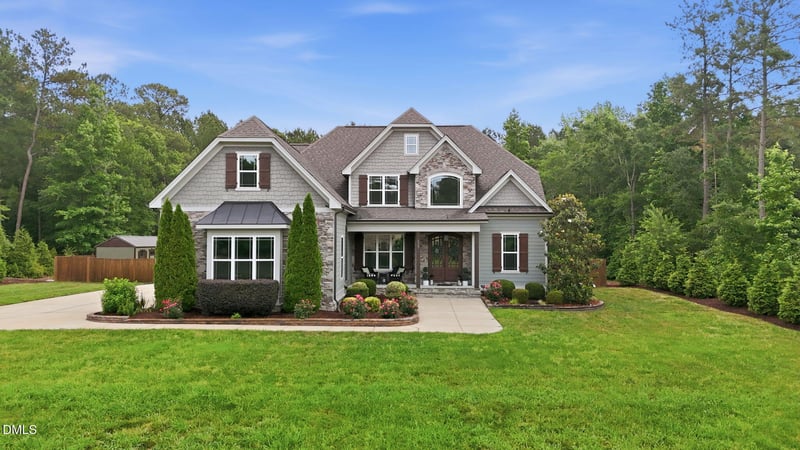 1537 Sweetwater Ln, Raleigh, NC 27610