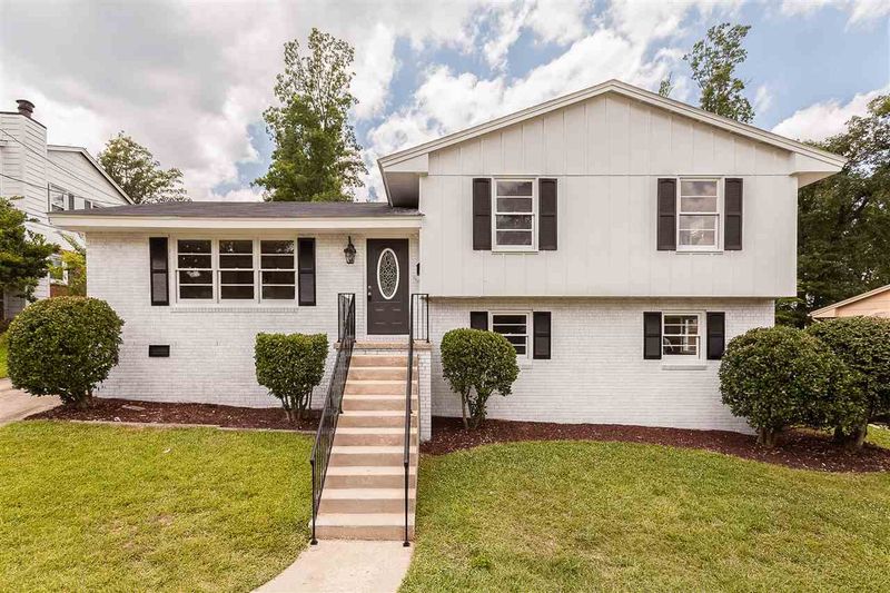 1537 Westchester Rd, Raleigh, NC 27610