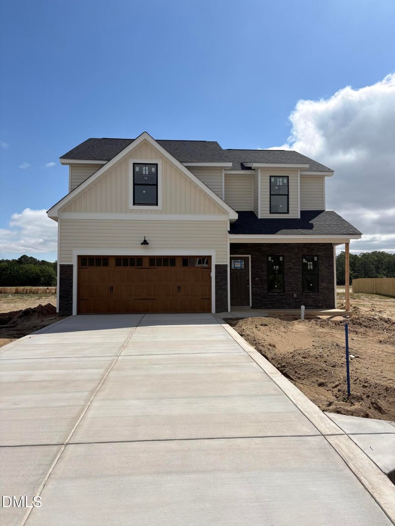 1538 Eastbay Dr, Fayetteville, NC 28312