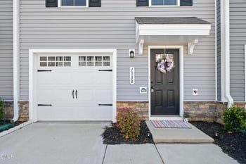 1538 Indigo Creek Dr, Zebulon, NC 27597