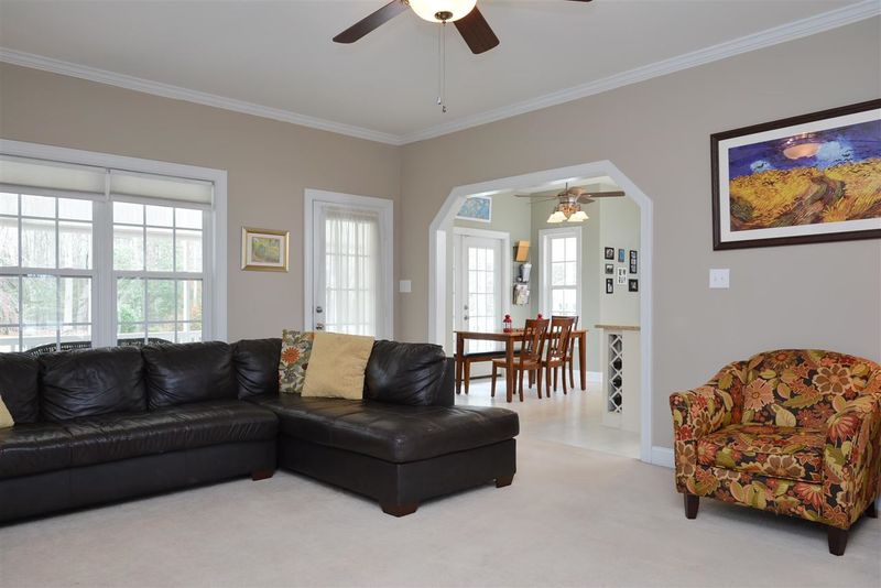 154 Alfred Ct, Raleigh, NC 27603