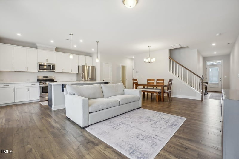 154 Deardom Way, Chapel Hill, NC 27516
