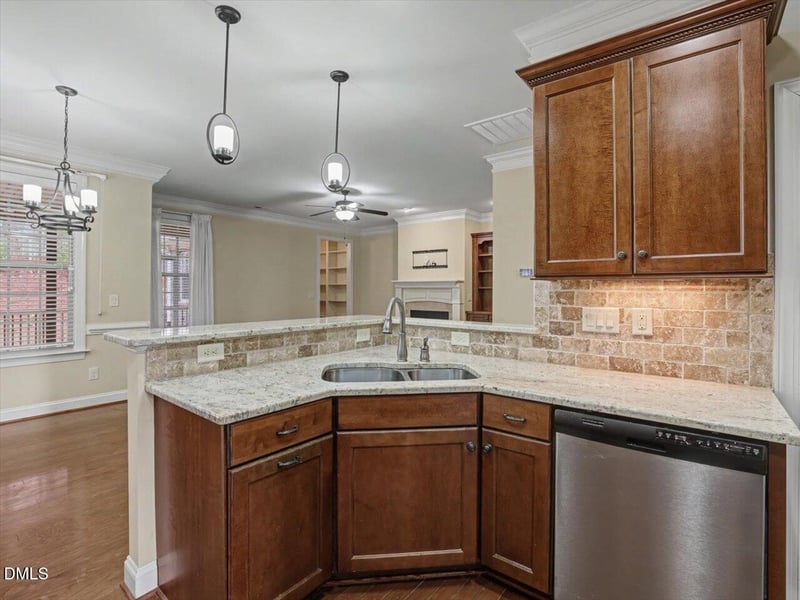 154 Easy Wind Ln, Garner, NC 27529