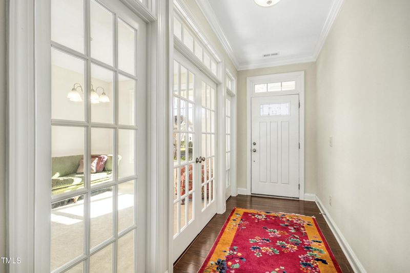154 Heatherwood Dr, Chapel Hill, NC 27516
