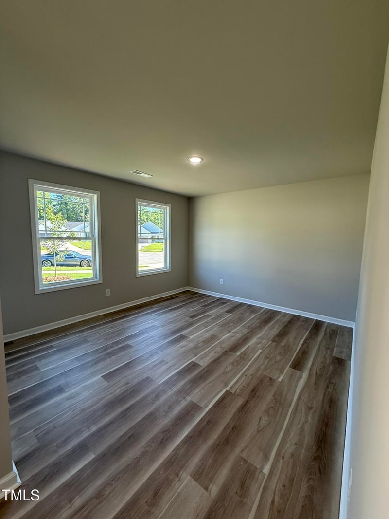 154 Oakfield Trace Dr, Four Oaks, NC 27524