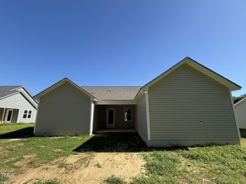 154 Oakfield Trace Dr, Four Oaks, NC 27524