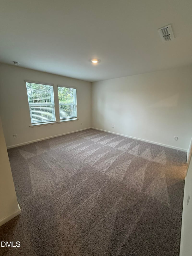 154 Parker Ln, Mebane, NC 27302