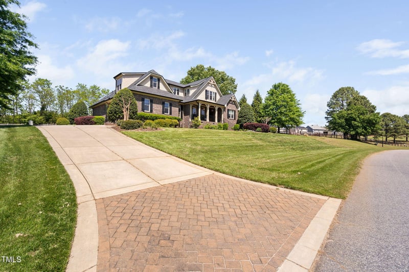 154 Sicily Dr, Clayton, NC 27527