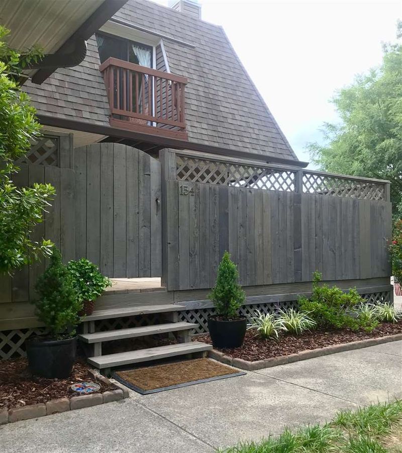 154 Springberry Ln #154, Chapel Hill, NC 27517