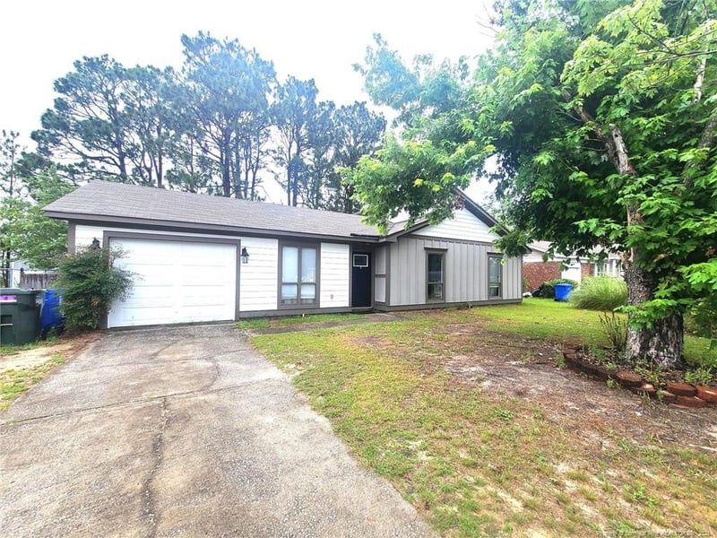 1540 Graystone Rd, Fayetteville, NC 28311