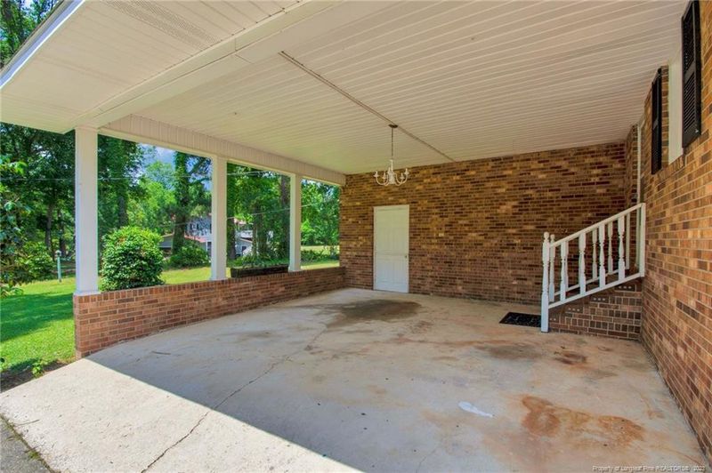 1541 Three Bridge Rd, Dunn, NC 28334