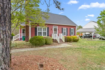 1543 Little John Ln, Burlington, NC 27217
