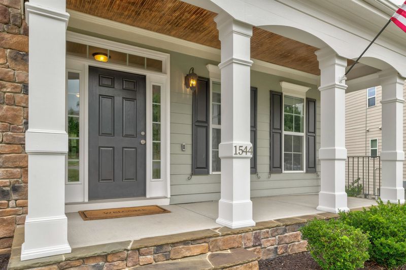 1544 Fairbanks Rd, Cary, NC 27513