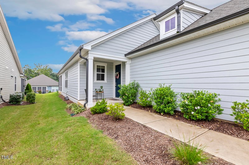 1544 White Admiral St, Fuquay Varina, NC 27526