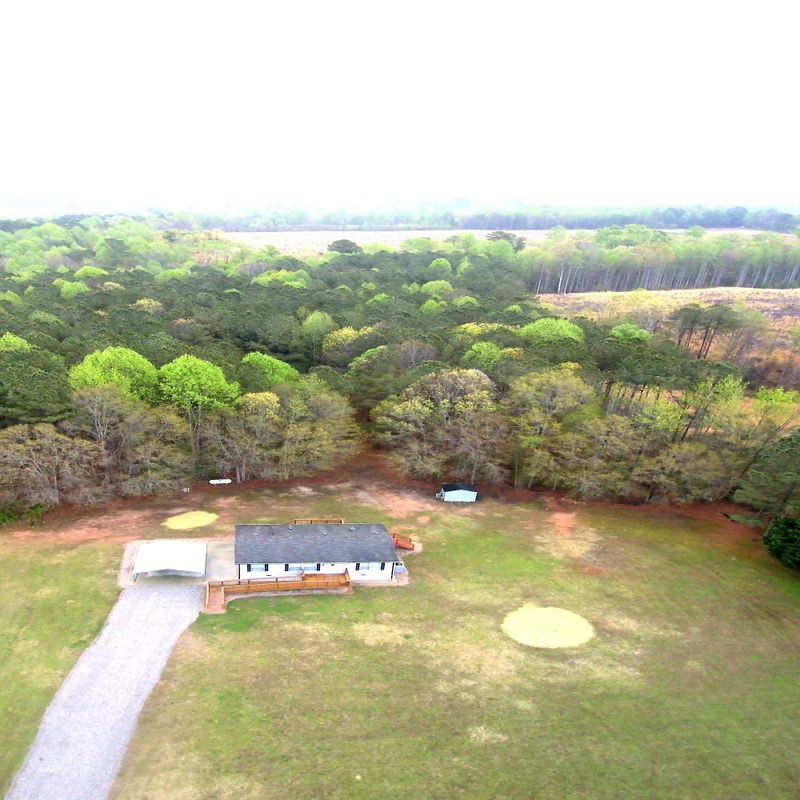 1545 Cheves Rd, Zebulon, NC 27597