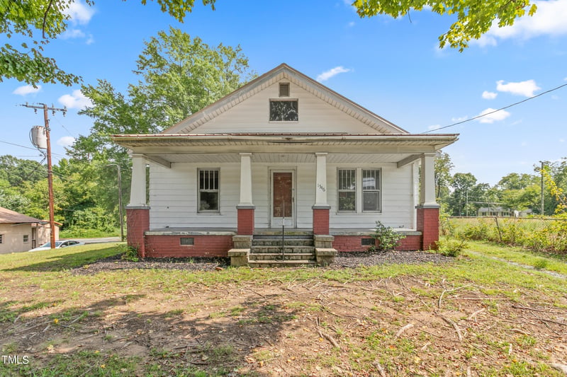 1546 Maple Ave, Burlington, NC 27215