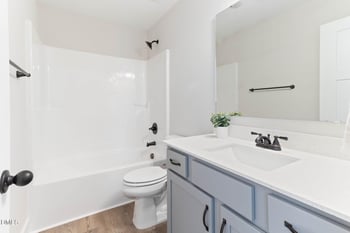 1548 Eastbay Dr, Fayetteville, NC 28312