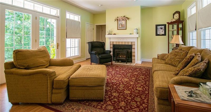 1548 Jeffries Cross Rd, Burlington, NC 27217