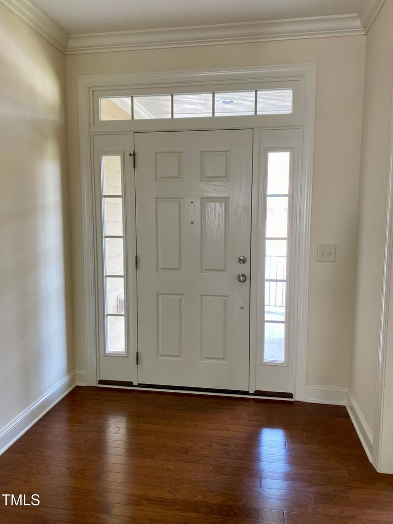 1549 Lily Creek Dr, Cary, NC 27518