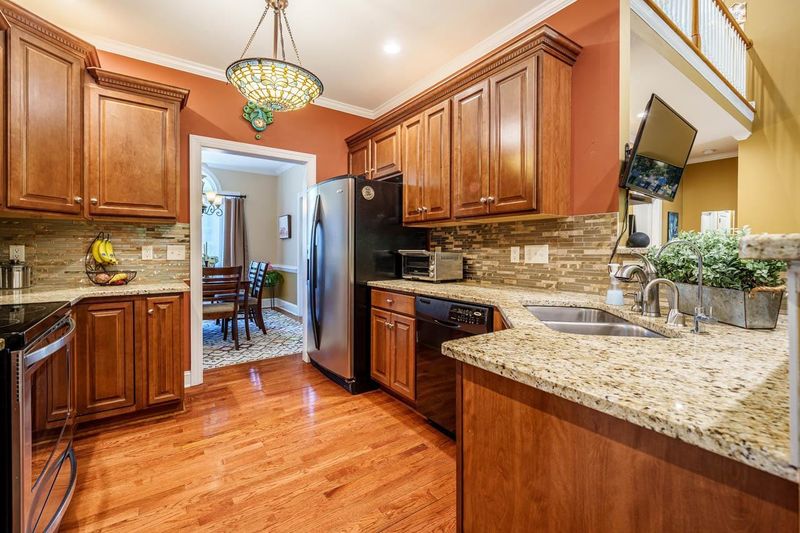 155 Briarwood Pl, Wake Forest, NC 27587