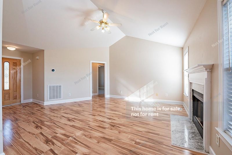 155 Broken Arrow Trl, Youngsville, NC 27596