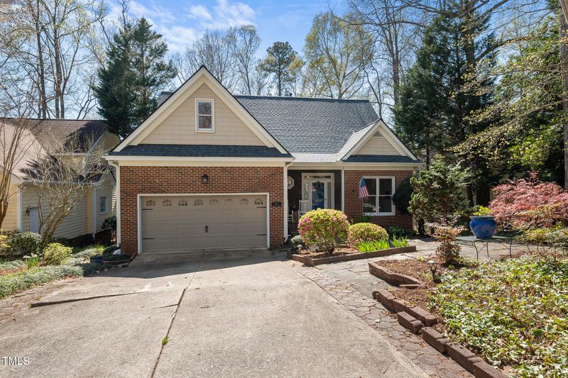 155 Chimney Rise Dr, Cary, NC 27511