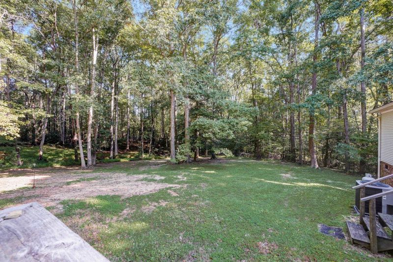 155 S Creek Dr, Louisburg, NC 27549