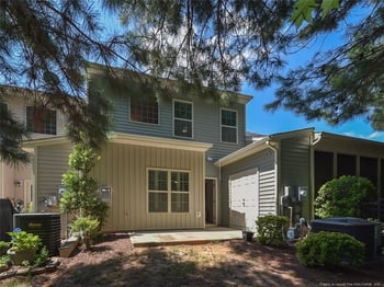 155 Cypress Hill Ln, Holly Springs, NC 27540