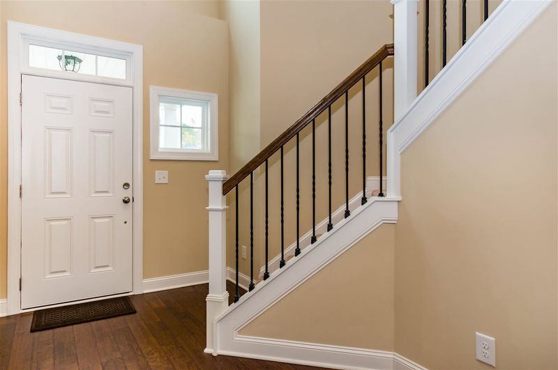 155 Foxtail Ct, Clayton, NC 27520