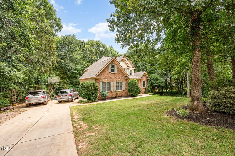 155 Georgetown Woods Dr, Youngsville, NC 27596