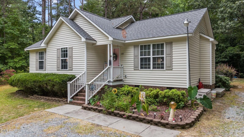 155 Hilltop Dr, Four Oaks, NC 27524