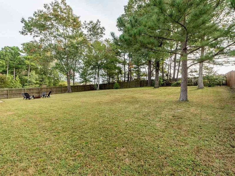 155 Kendall Dr, Clayton, NC 27520