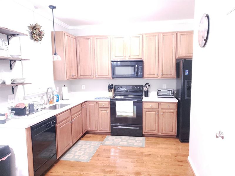 155 Moonlight Dr, Fuquay Varina, NC 27526