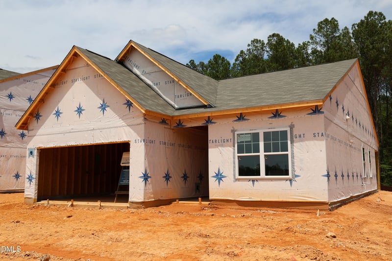 155 Waterstone Ln, Clayton, NC 27520