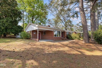 155 Willow St, Angier, NC 27501