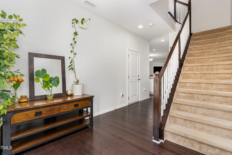 155 Writing Rock Pl, Apex, NC 27539