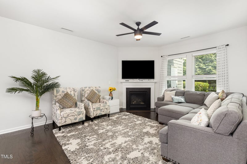 155 Writing Rock Pl, Apex, NC 27539