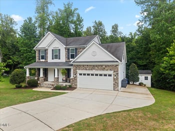 1550 Village Grove Ct, Hillsborough, NC 27278