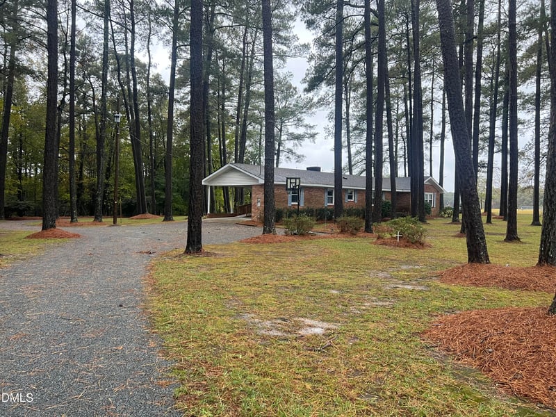 1551 King Mill Rd, Four Oaks, NC 27524