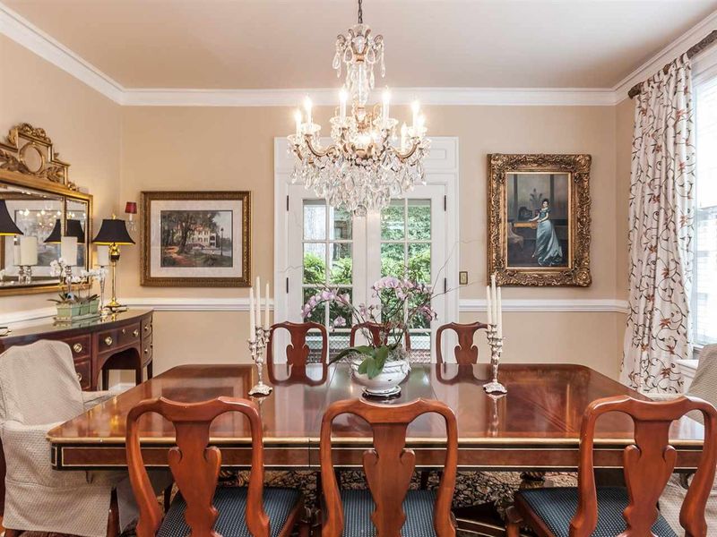 1553 Carr, Raleigh, NC 27608